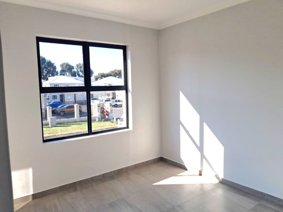 2 Bedroom Property for Sale in Table View Western Cape